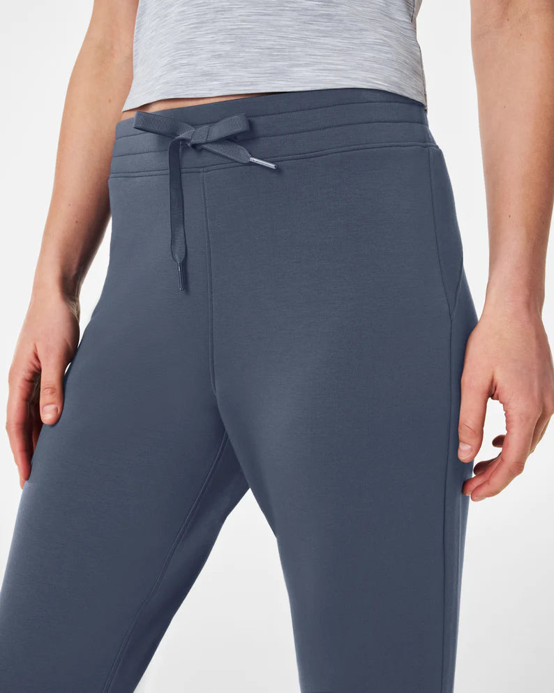 AirEssentials Tapered Pant by SPANX