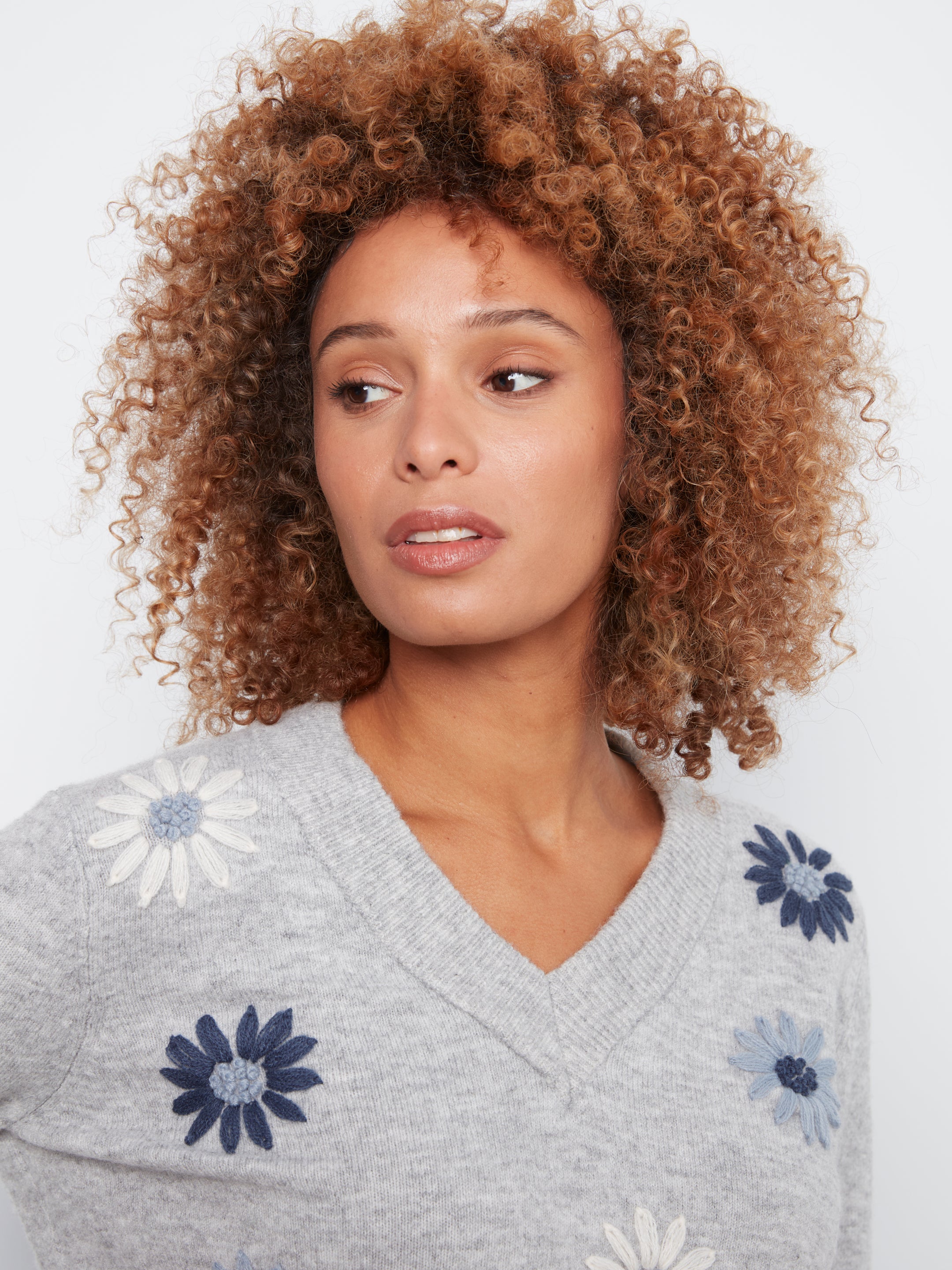 Charlie B Embroidered Floral V-Neck Sweater in Heather Grey
