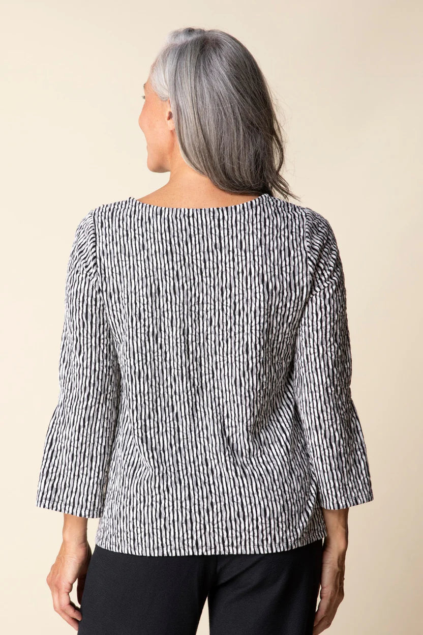 Black Daisy Dash Flounce Top by Habitat