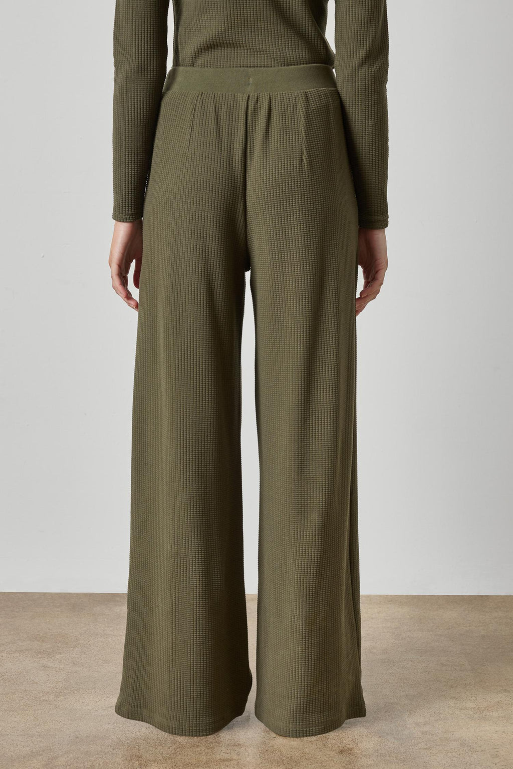 Lilla P Waffle Texture Full Length Pleated Pant