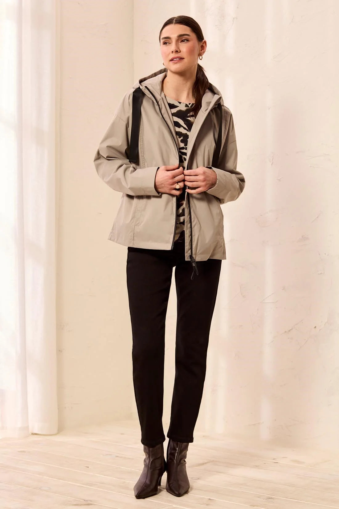 Hydrochromatic Hooded Zip-Up Rain Jacket by Tribal