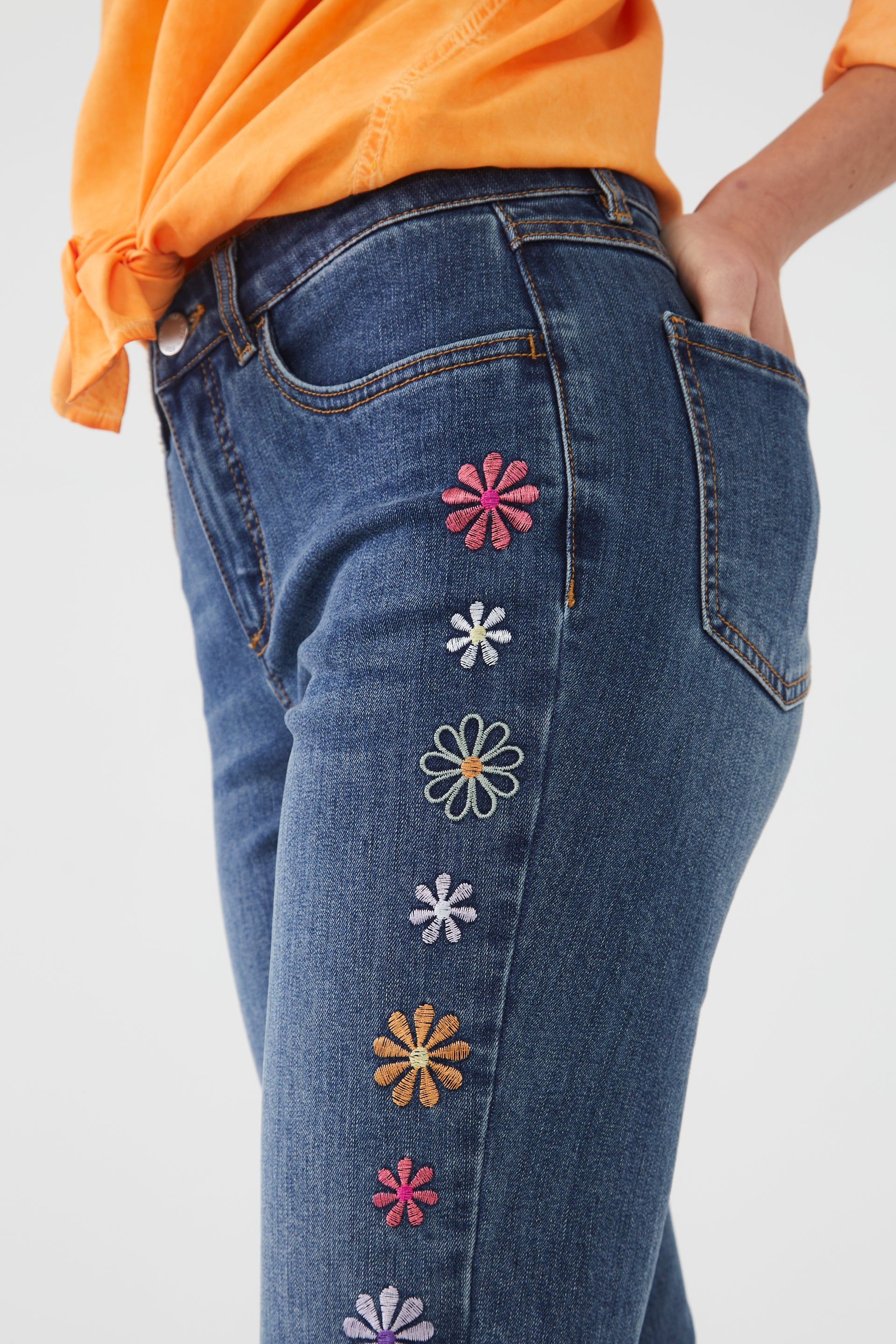 Daisy Embroidered Pencil Crop Jean by FDJ