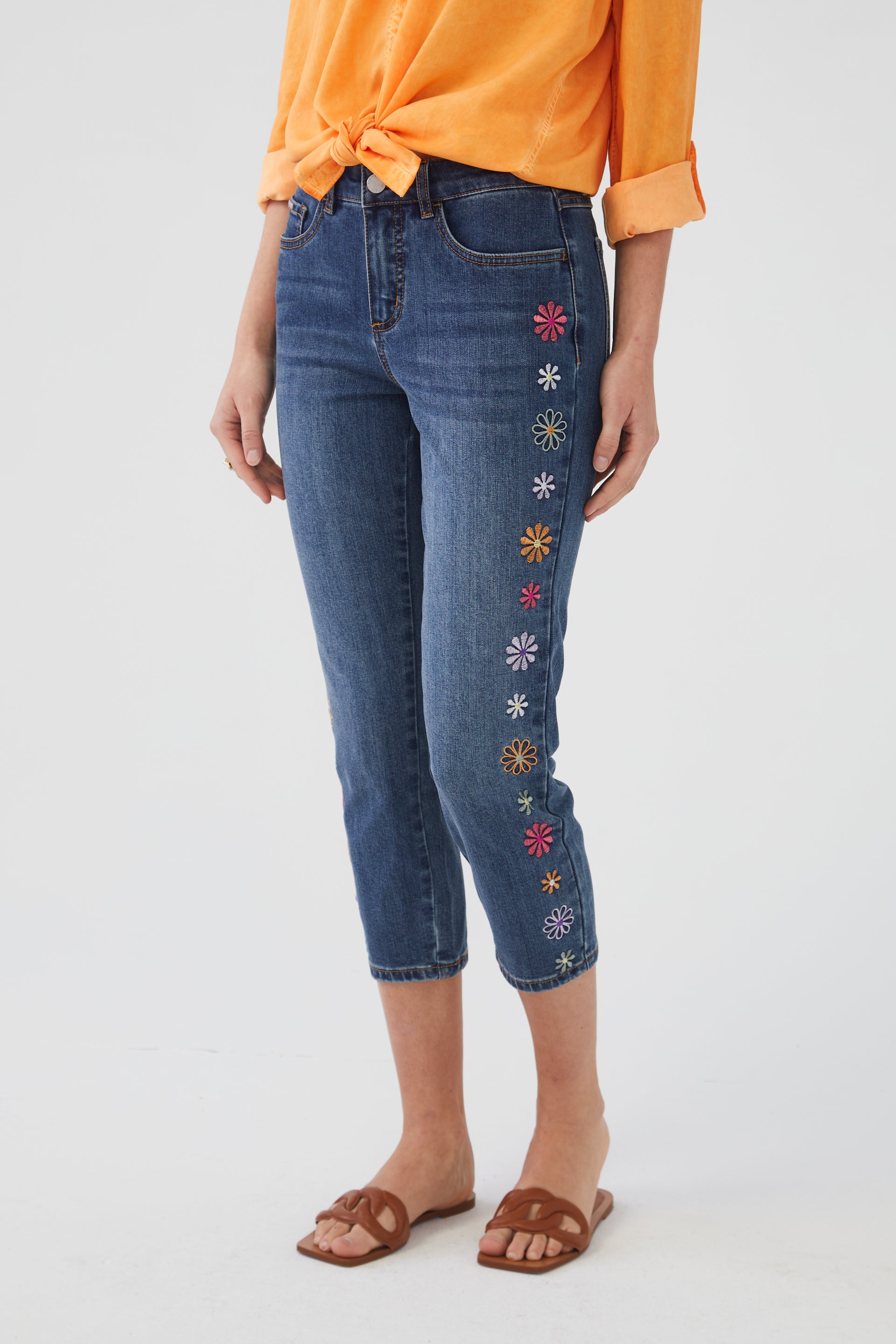 Painted Jeans Daisy Floral Painted Denim Be Amazing 